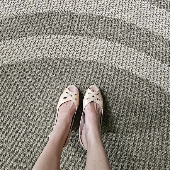 Stuart Weitzman Patent Leather Slingback Woven Wedge Platform Wedges - Picture 13 of 16